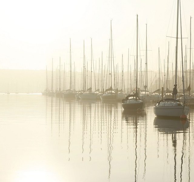 Oderwij się od smartfona – poznaj nowych ludzi!