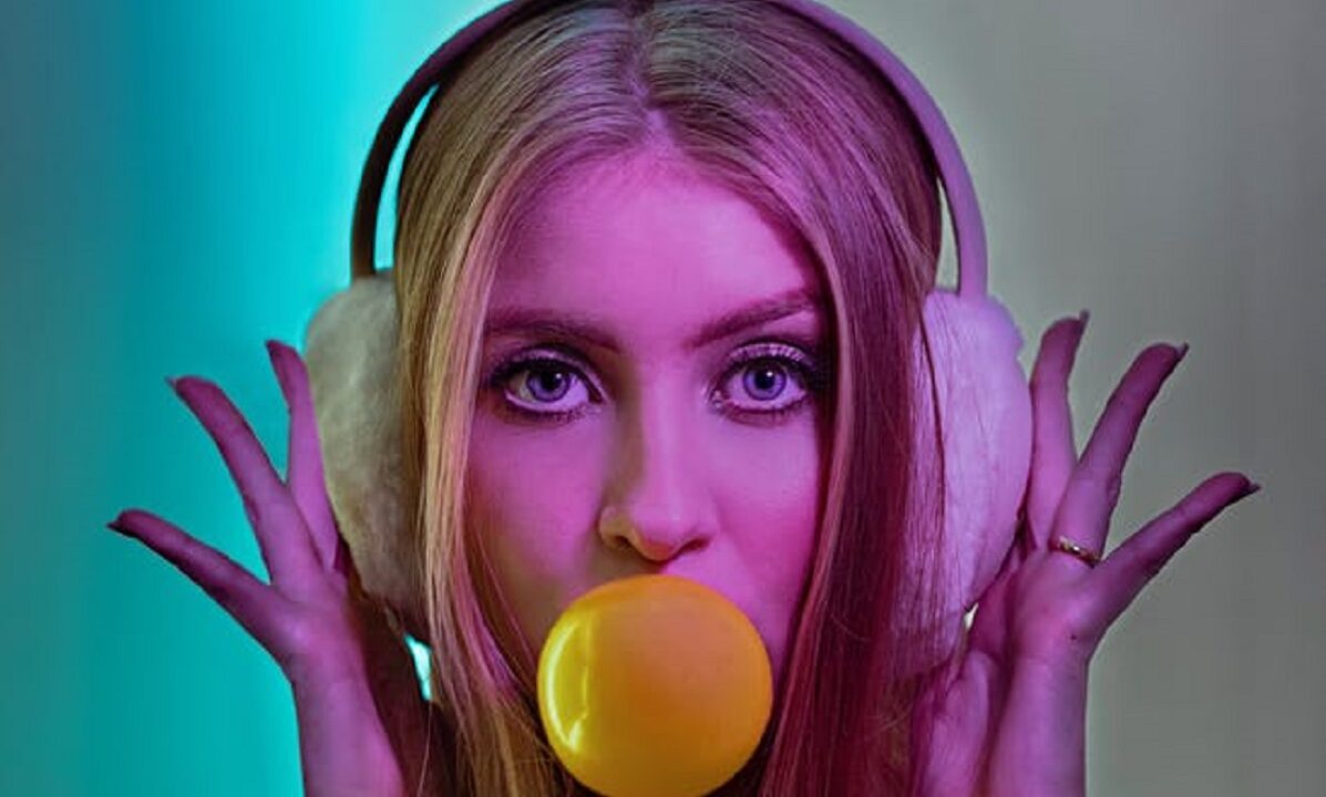https://www.fandroid.com.pl/wp-content/uploads/sluchawki-przewodowe-czy-bezprzewodowe-1197x720.jpg